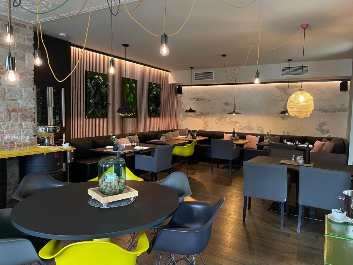 Landwerk Hotel-Restaurant Wallerfangen Exteriör bild