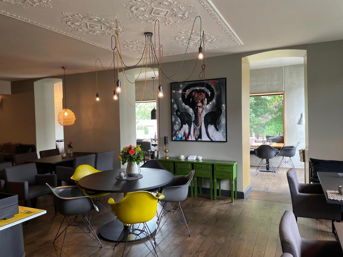Landwerk Hotel-Restaurant Wallerfangen Exteriör bild